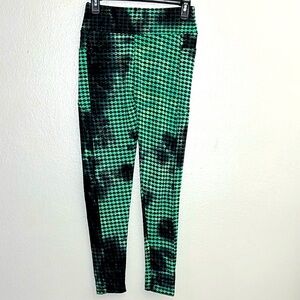 Emerald Green and Black Geometric Leggings